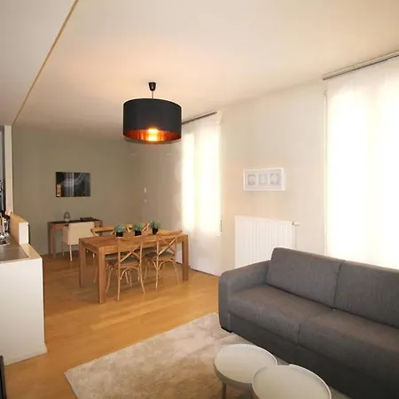 En Hyper Centre - Jardin Public Apartment
