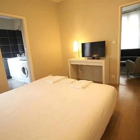 En Hyper Centre - Jardin Public Apartment *