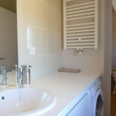 Apartment En Hyper Centre - Jardin Public
