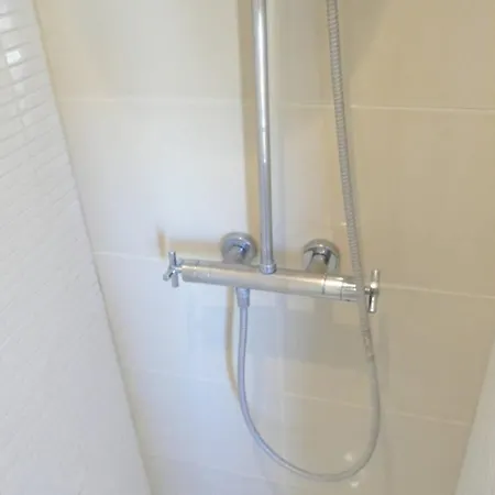 Apartment En Hyper Centre - Jardin Public